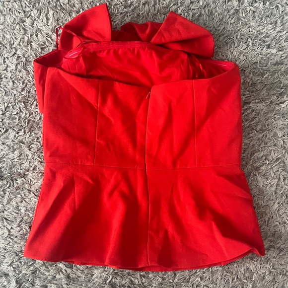 Adelyn Rae NWT Red Rozina Woven Strapless Bow Top - Picture 3 of 6